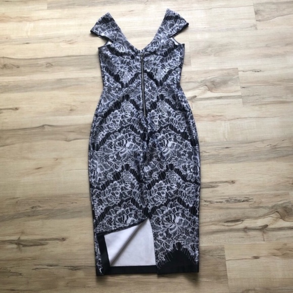 Floral Neiman Marcus Blue and White Sheath Midi Dress - Picture 8 of 8